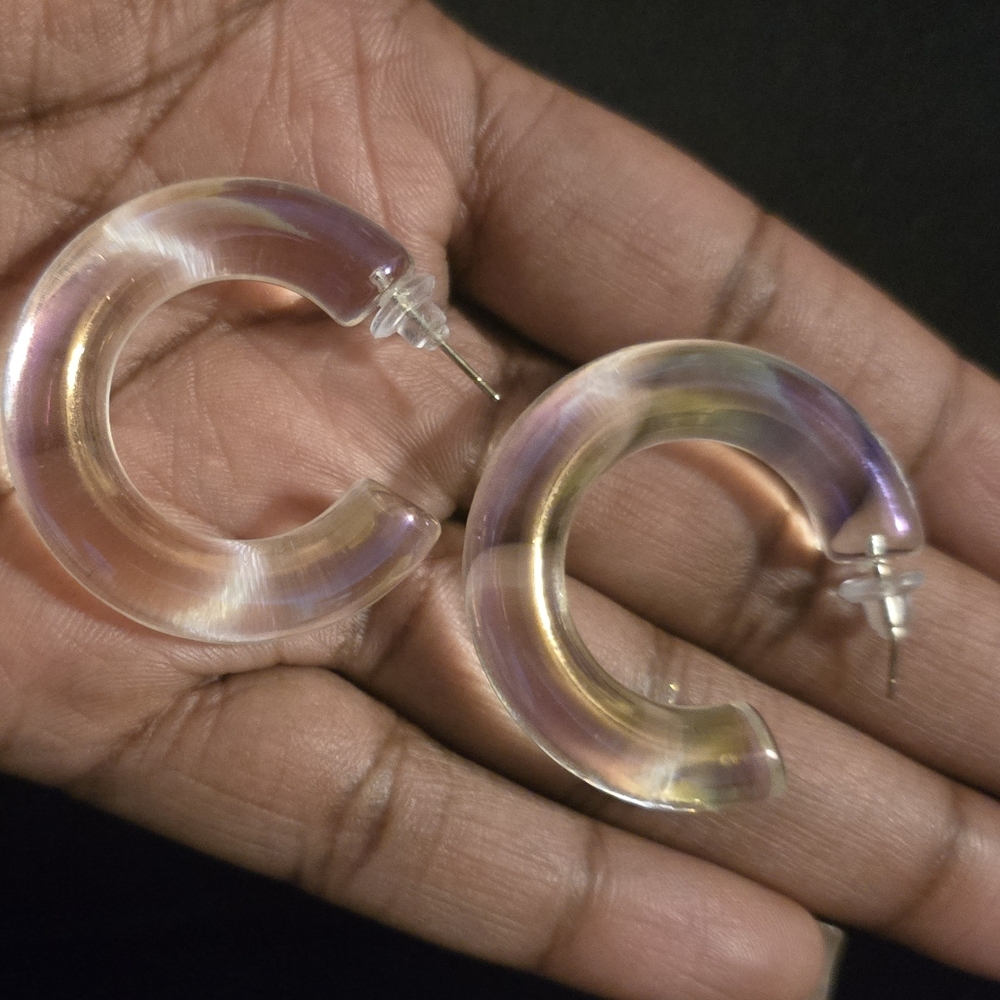 Elegant Irridecent Hoop Earrings